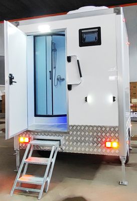 Luxe chambre individuelle personnalisable Mobile Toilette DoucheTrailer/Porta Potty à louer pour les mariages Fêtes, en plein air, voyage