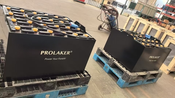 Batterie de chariot élévateur au plomb de 48 V 220 Ah pour TCM FRB10.13-7