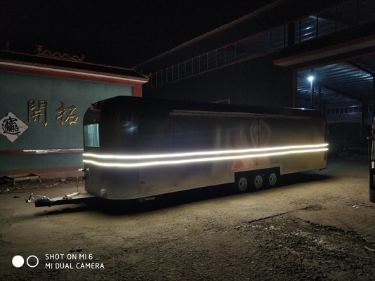Vente chaude Airstream Fast Food Trailer Food Truck standard avec cuisine complète à vendre