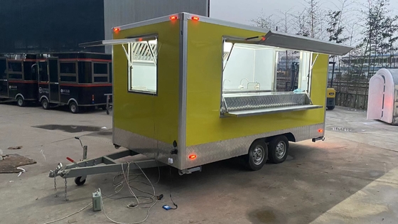 Couleur de nourriture pas chère Fourgon à remorque Hot Dog Hamburger Pizza Food Truck avec cuisine complète