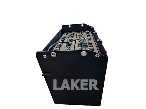 Batterie de traction de chariot élévateur à fourche de 48 V/D-700 et durable pour le chargement du moteur à l'acide plomb ou à la technologie des ions lithium