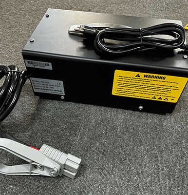 Chargeur de batterie de la série ESCH 24V 30A Chargeur de batterie à haute fréquence 240v 1PHASE