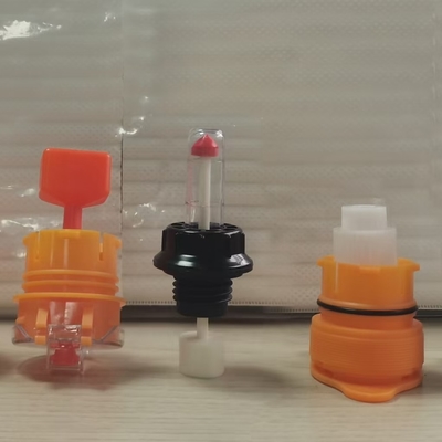 Des bougies d'aération de batterie en plastique de haute qualité de 67 mm pour les chariots élévateurs électriques professionnels