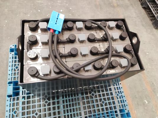 4HPZS620 24V 620Ah Batteries de traction longue durée de vie Maintenance régulière CE