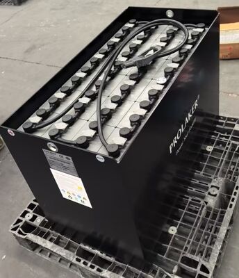 Batterie de chariot élévateur au plomb à haute capacité de 48V 550Ah pour Heli CPD10