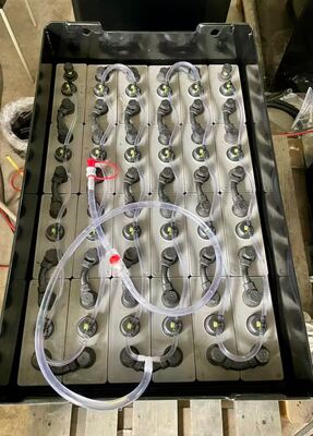 Système industriel d'arrosage automatique de la batterie à l'acide de plomb
