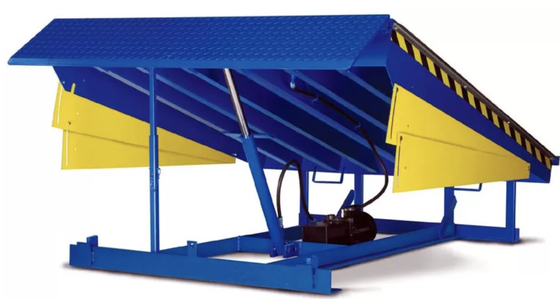 Fabrique en gros de niveauur hydraulique de 13 tonnes pour zones de chargement industrielles