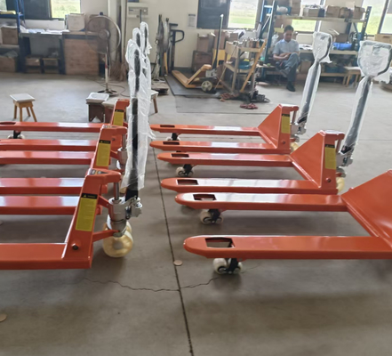 Manutention aisée Chariot manuel à palette 2500 kg avec roues en nylon
